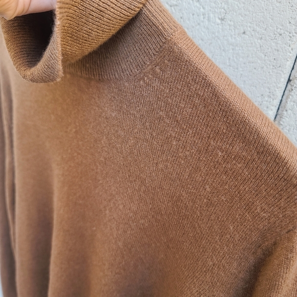 Lafayette 148 | Metallic Trim Cashmere Turtleneck Sweater In Toffee Size Large - Picture 6 of 12